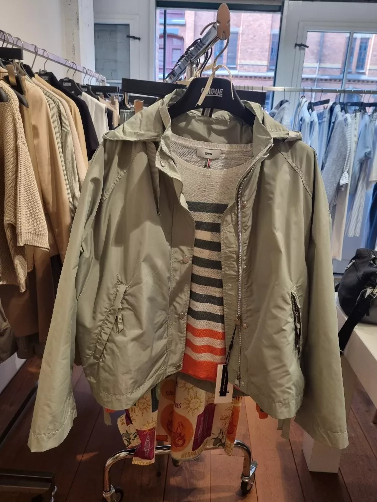 Damen Freizeitmode Neubrandenburg Bumerang3